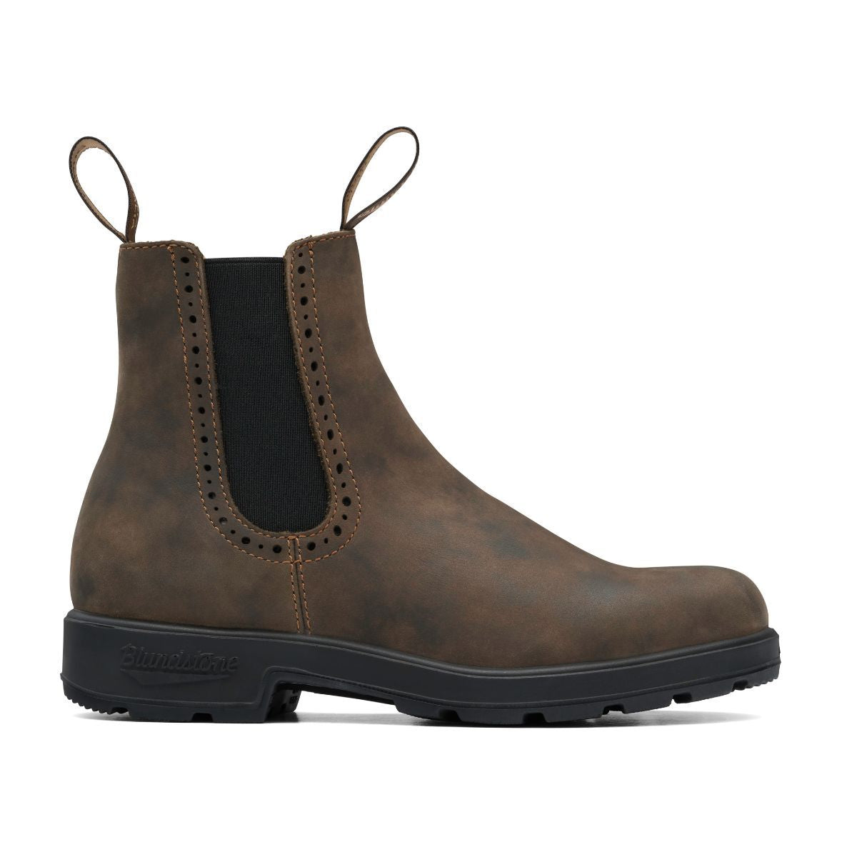 High top rustic brown blundstone boot with eyelet detail around black elastic.