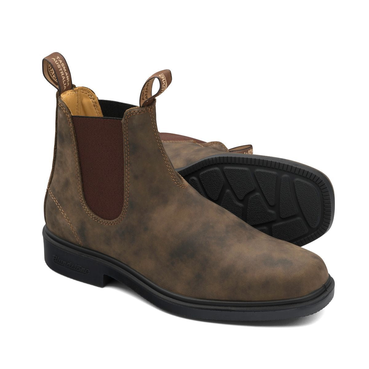 Rustic brown chisel toe dress Blundstone boots.